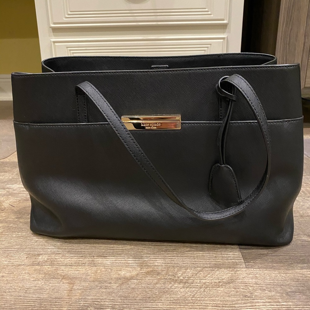 Kate Spade tote with duster bag